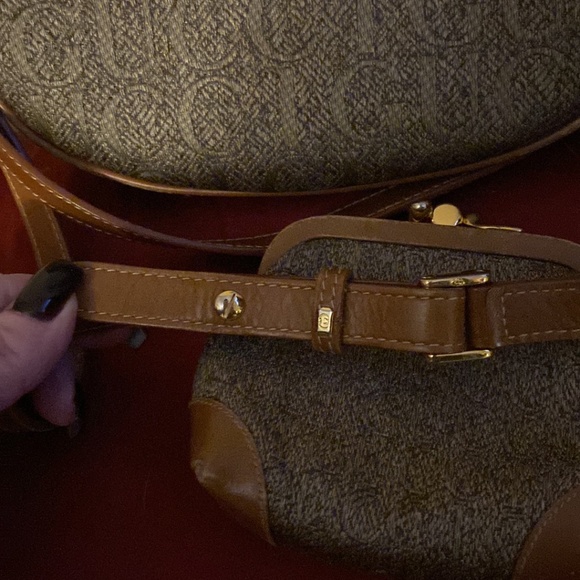 Gucci vintage 1990s Crossbody bag includes small snap, change, purse - Picture 3 of 9